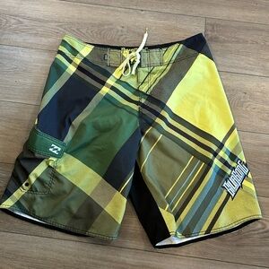 Billabong Plaid Board Shorts/Swim Trunks Size 36 Yellow Green Surf Swim